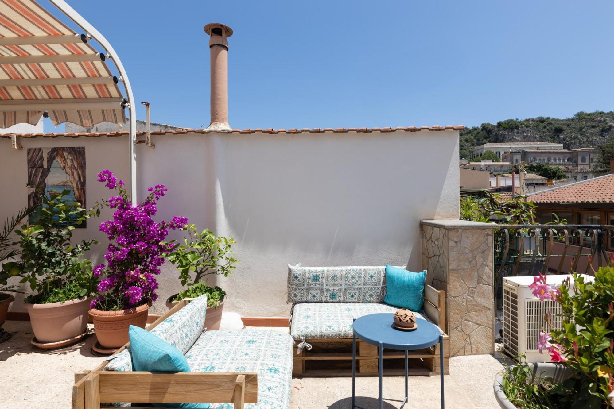 Апартаменти Medusa Exclusive Rooftop Таорміна Екстер'єр фото
