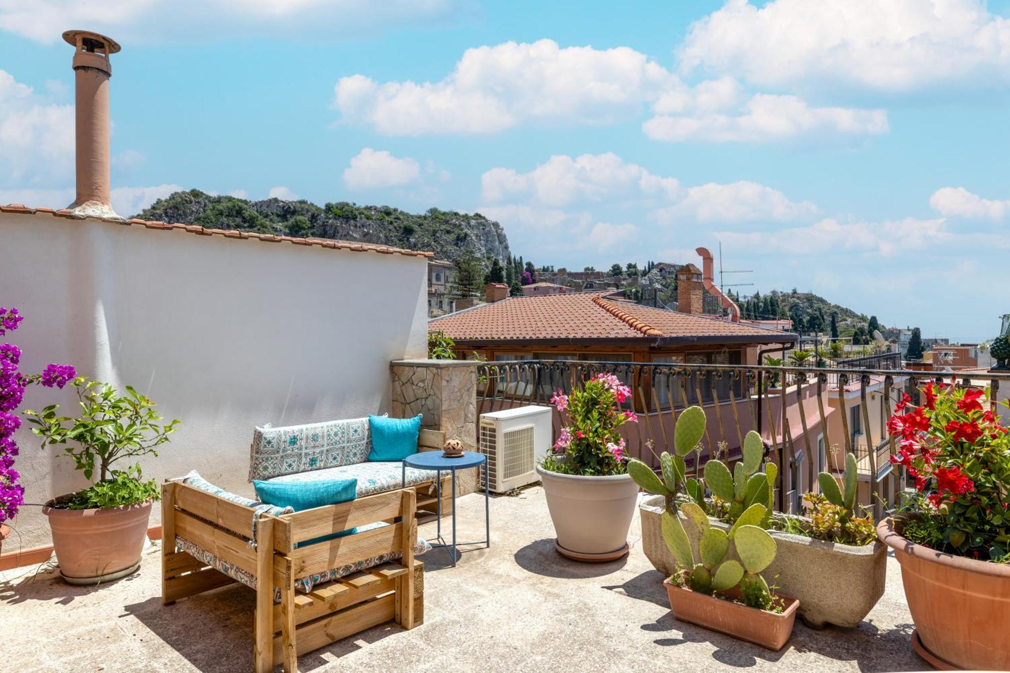 Апартаменти Medusa Exclusive Rooftop Таорміна Екстер'єр фото